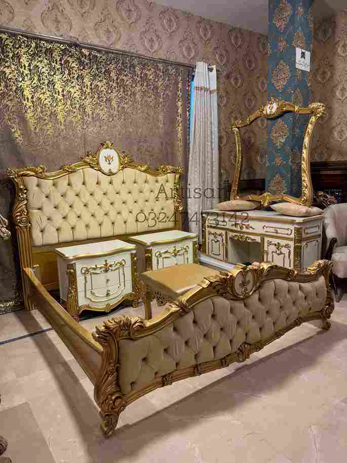 Heritage Bedroom Set