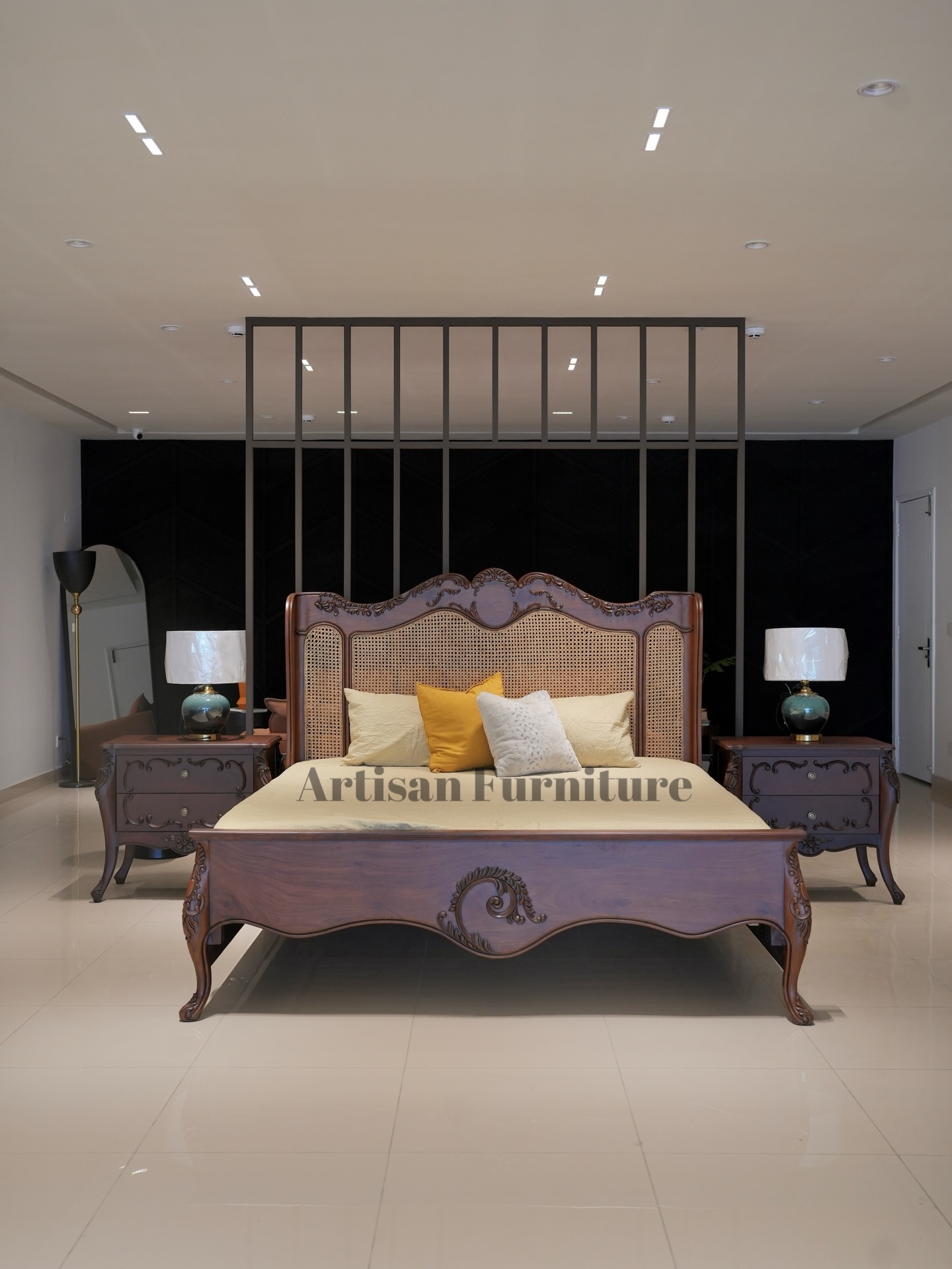 The Florence Cane Bed