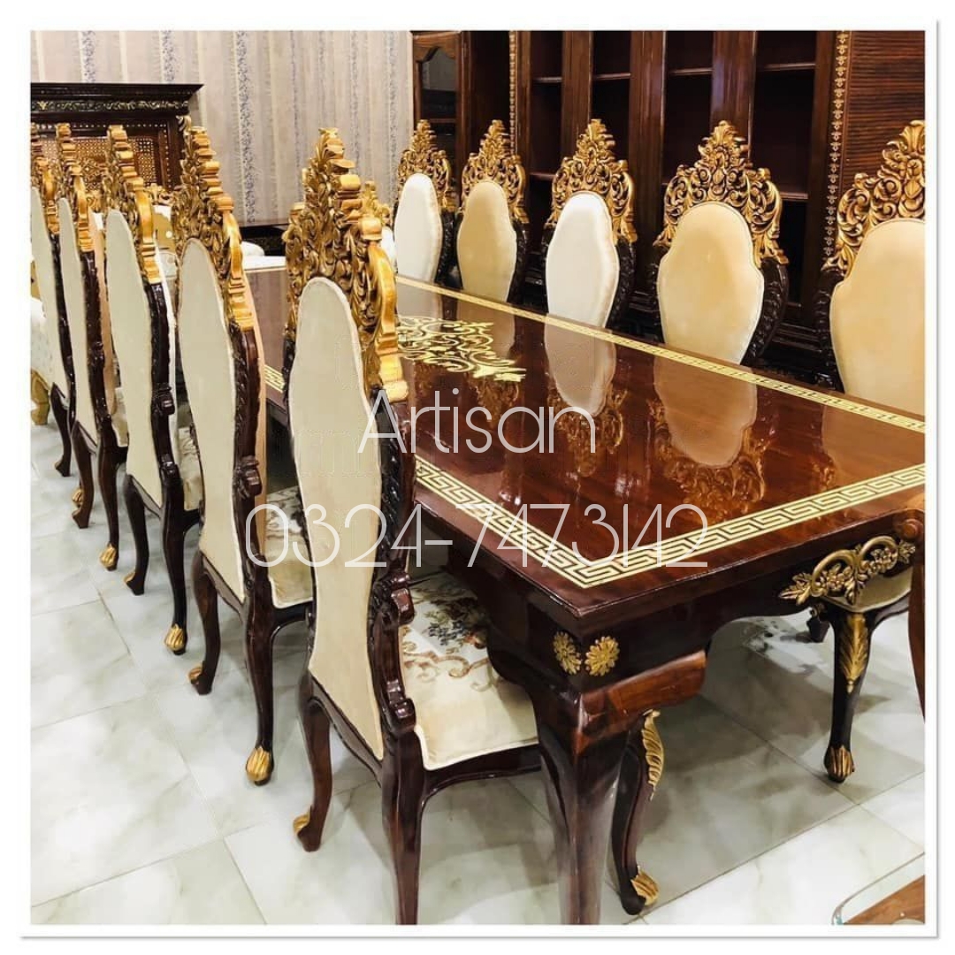 Regal Crown Dining Set